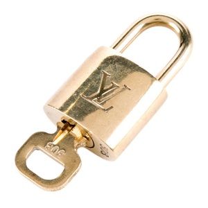 COMING SOON!! Louis Vuitton Brass Lock & Key Set 🔐🔑